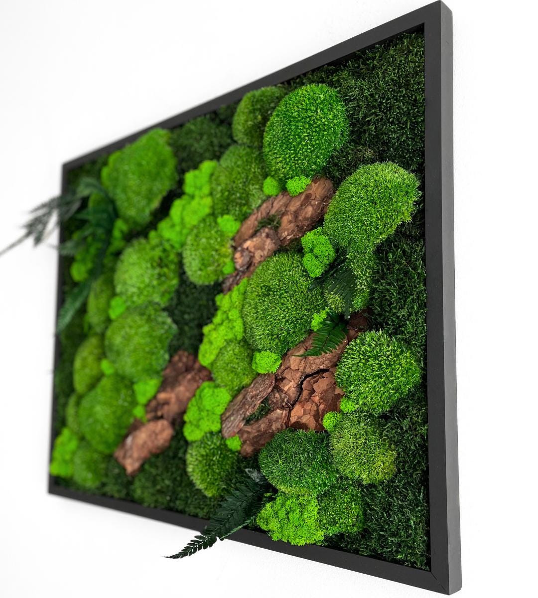 Preserved Moss Wall Art: Handmade Rustic Greenery Decor (50x60cm)